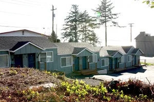 Image of Cozy - Whale Inn Haven - Disinfection, WiFi, Ocean Views