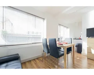Image of Southwark & City Apt 3B
