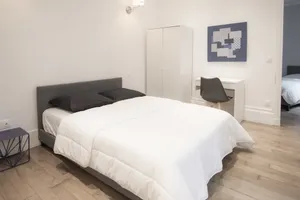 Image of Spacious apartment - 3BR-8P - Ternes