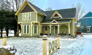 Image of Landmark House