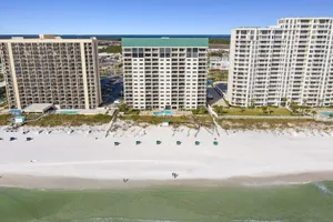 Image of Emerald Towers 0502