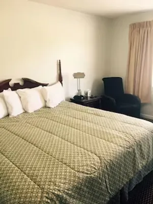 Image of Plaza Motel