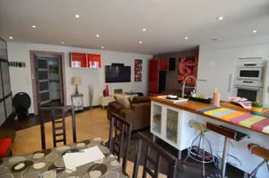 Image of SIENA - Appartement 6 personnes avec Terrasse et Jacuzzi plein cœur centre-ville quartier du Port de Nice