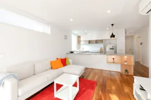 Image of Luxury 2 Bedroom Apt near South Bank with Free Car Park, Pool, City Views and Sofa Bed
