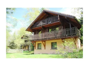 Image of LE RENNE Chalet en bois au calme avec SPA Jacuzzi