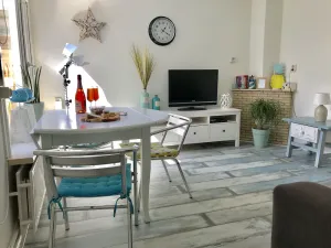 Image of Beach House Sea-Esta