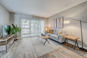Image of FRONTDESK Pier 5350 Apts Woodland Acres Jacksonville