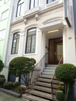 Image of Buthmann im Zentrum