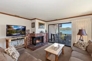 Image of 055 Lakefront Ski Getaway Cabin