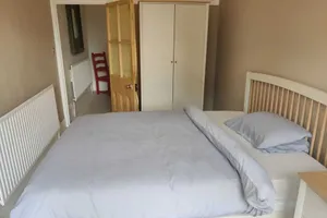 Image of Serene 2 Bedroom Apartment in Clifton