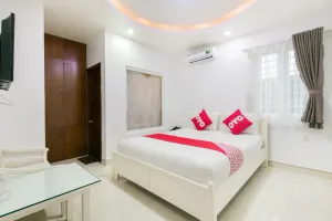Image of Monaco Hotel by OYO Rooms