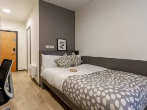 Image of Modern Rooms in LEICESTER SK - Hostel