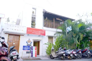 Image of LA VILLA CREOLE