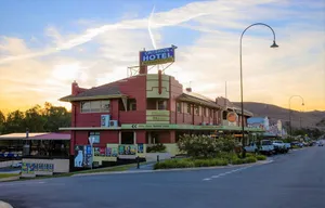 Image of Criterion Hotel Gundagai