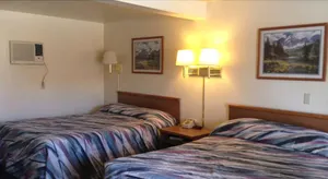 Image of Traveler's Inn