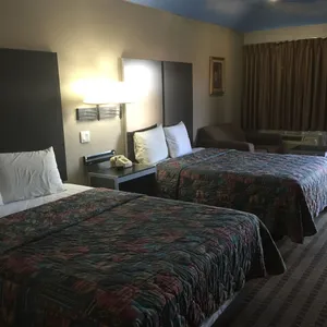 Image of Camelot Inn & Suites Hobby/Gulf Freeway