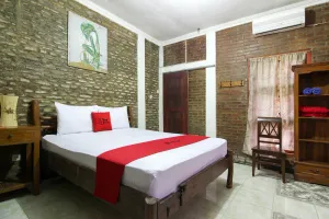 Image of RedDoorz near Rumah Sakit Wirosaban