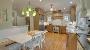 Image of Kenwood Manor