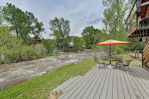 Image of Swinging Bridge House
