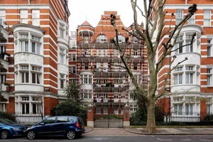 Image of Veeve Kensington Escape