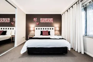 Image of Two bedroom Apt next to Perth CBD with Parking.