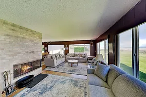 Image of 4612 SW Pacific Coast Hwy Home