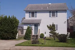 Image of Fiesta Road 14002 3 Br home by RedAwning