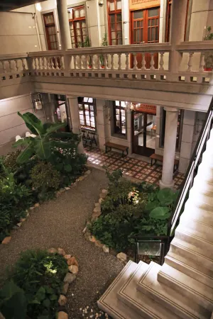 Image of The Readers' House