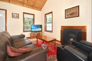 Image of Heatherlie Cottages Halls Gap