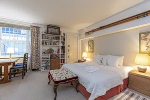 Image of Attractive 2BR Flat in Little Venice, Maida Vale
