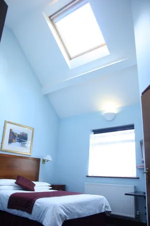 Image of Kings Paget Hotel
