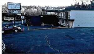 Image of Pinelodge Motel