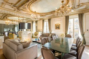 Image of Luxury 3 Bedroom 3 bathroom in Heritage Building - AC - Louvre
