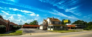 Image of Coach House Inn