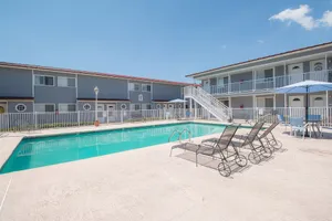 Image of Oak Shores Oak Shores 128