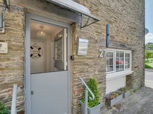 Image of Beautiful Holiday Home in Kingsbridge With Garden