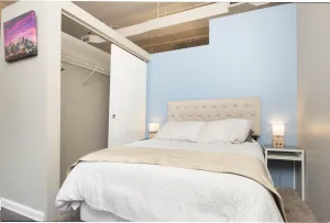Image of Spacious 2 BR Apt - Loft Style and Open Plan