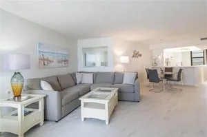 Image of South Seas Tower 3-1403