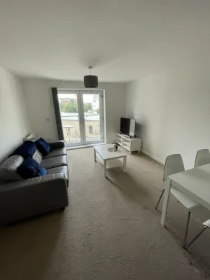 Image of Modern 2-bed Apartment in the Heart of Salford Quays