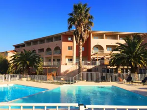 Image of Adonis Saint-Florent