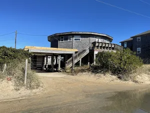 Image of Sea Lyin' 2 Bedroom Cottage by RedAwning