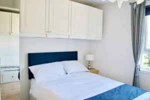 Image of Central and Spacious Flat - Royal Mile