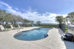 Image of Waterfront Pool Hot Tub Private Pier Guest Bungalow