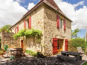 Image of Farmhouse in Saint-Cybranet with Private Garden