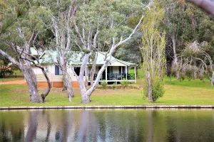 Image of Bushy Lake Chalets