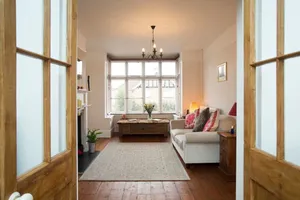 Image of Beautiful 3-bed House in Glastonbury- Sleeps 10