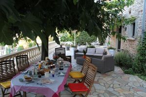 Image of Au Petit Clos