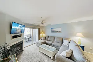 Image of Sanibel Village Condo w\/ 3 pools & private patio