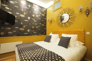 Image of Louvre Opera Private ChicSuites
