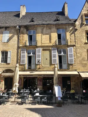 Image of Les Chambres Du Glacier